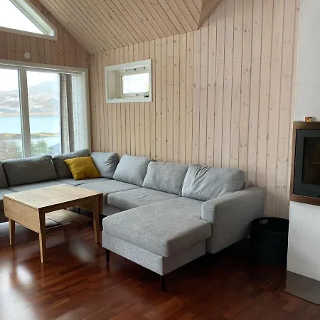 Jawe's Cabin Offersoya